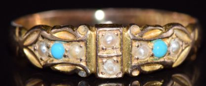 Edwardian 15ct gold ring set with seed pearls and turquoise, Birmingham 1902, 2.1g, size P