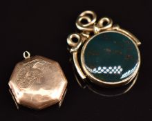 A 9ct gold swivel fob set with bloodstone and agate and a 9ct gold back and front locket