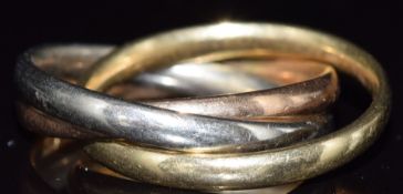 An 18ct gold tricoloured Russian wedding band / ring, 7.5g, size K