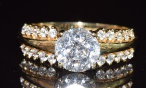 A 14k gold ring set with cubic zirconia, 2.5g, size N