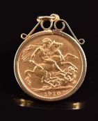 Edward VII 1910 gold full sovereign in 9ct gold mount, 9.7g