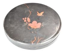 Japanese lacquer circular box with bird and flower decoration, diameter 34cm
