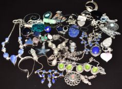 Twenty five silver necklaces/ chains and pendants including mother of pearl, sodalite, abalone, etc