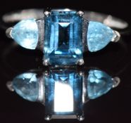 A 9ct white gold ring set with blue topaz, 1.6g, size N
