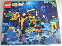 Lego Aquanauts Neptune Discovery Lab building set, 6195, 1995, in original box.