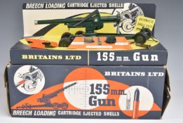 Britains model 155mm Gun with breech loading cartridge ejecting shells, 9745, in original box.