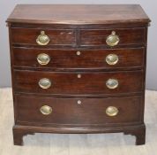 Georgian bow front bachelor's chest of two over three drawers, W87 x D51 x H84cm