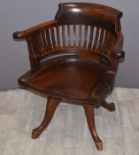 Early 20thC mahogany swivel office chair, H76cm