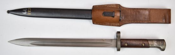 Czechoslovakia 1923/1924 pattern bayonet with wooden grips, 30cm fullered blade, scabbard and