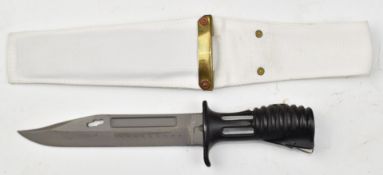 British SA80 knife bayonet with 18cm blade, scabbard and frog. PLEASE NOTE ALL BLADED ITEMS ARE