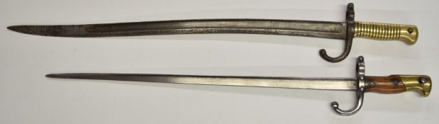 Two French bayonets, comprising chassepot with brass handle and 57cm yataghan blade, and an 1878/