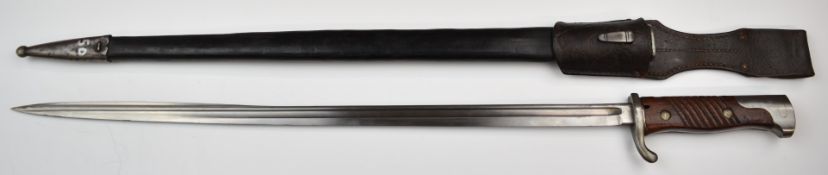 German 1898 pattern bayonet with Simson & Co to ricasso, a 52.5cm fullered pipeback blade,