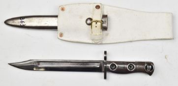 British L1 A1 knife bayonet with 20cm fullered blade, scabbard and frog. PLEASE NOTE ALL BLADED