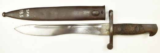 Spanish 1943 pattern Bolo bayonet with wooden grips stamped 6734, Toledo to ricasso, 25cm blade