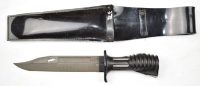 British SA80 knife bayonet with 18cm blade, scabbard and frog. PLEASE NOTE ALL BLADED ITEMS ARE
