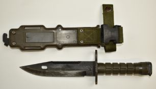 American M9 Lancay knife bayonet with 18cm single edged blade, scabbard and belt attachment.