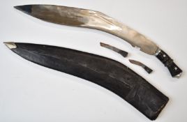 Kukri machete / knife, tourist / souvenir example with 52cm blade and sheath, chakmak and karda.
