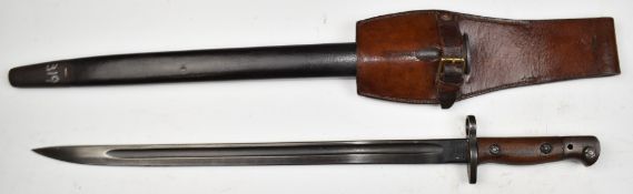 British 1907 pattern Lee Enfield bayonet with good stamps to ricasso including Wilkinson, a 43.5cm