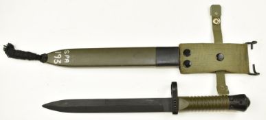 Spanish Cetme bayonet stamped ET81037A to ricasso, 22cm blade with scabbard and frog. PLEASE NOTE