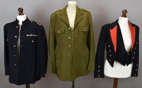 British Army Artillery officer's patrol jacket with Lieutenant rank to shoulder straps, WW1 medal