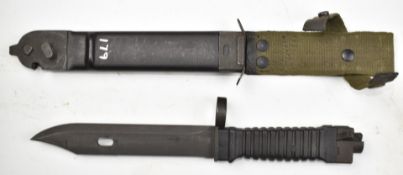 German Cold War bayonet for G3 rifle with 17.5cm serrated blade, scabbard and frog. PLEASE NOTE