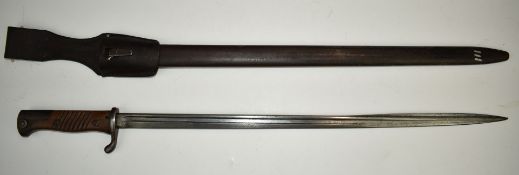 German 1898 pattern bayonet with CG Henel to ricasso, a 52cm fullered pipeback blade, scabbard and