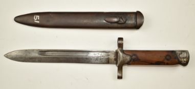Italian 1938 pattern Mannlicher Carcano bayonet with modified crossguard, wooden grips, 18cm