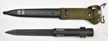 German export bayonet for FN FAL with 16cm blade, scabbard and frog. PLEASE NOTE ALL BLADED ITEMS