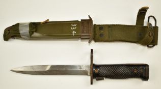 American M6 bayonet with 17cm blade, cross guard stamped US M6 Imperial, M8 scabbard and belt