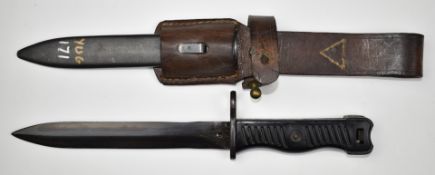 Yugoslavian 1956 pattern knife bayonet 36-190-2 to grip, with 17.5cm double edged blade, scabbard