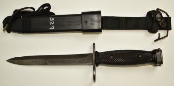 American M10 bayonet with 16cm single edged blade, scabbard and belt loop. PLEASE NOTE ALL BLADED