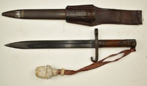 Austrian 1895 pattern Mannlicher bayonet stamped FG over GY, with knot hook for NCOs, 24.5cm
