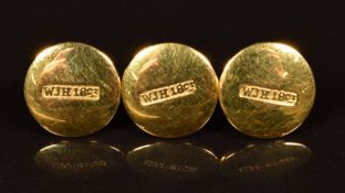 Three 18ct gold studs, 5.0g, in original Arthur Pitson New Bond Street box