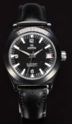 Roamer Elegant Popular gentleman's wristwatch with date aperture, luminous hands, white hour
