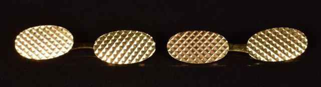 A pair of 9ct gold oval cufflinks, 2.4g