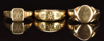 Victorian ring set with three diamonds and two 9ct gold signet rings, 7.0g, sizes J, L & Q