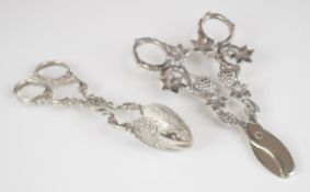 Set of Dutch silver serving nips together with a set of snips with 835 silver mark, length of longer