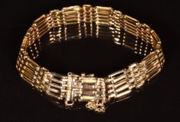 A 9ct rose gold gate bracelet, 19.8g