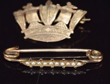 Edwardian 9ct gold brooch set with seed pearls and a 9ct gold brooch in the form of a crown, 4.3g