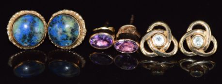 Three pairs of 9ct gold earrings set with sodalite, topaz and amethyst, 5.5g