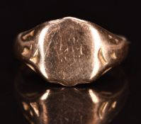 A 9ct rose gold signet ring, Chester 1917, 3.7g, size R