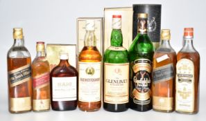 Collection of whisky including single malt Auchentoshan 75cl 70% vol, Glenlivet (leakage) 1ltr 75%