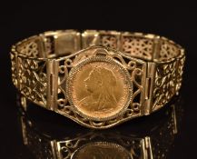A 9ct gold bracelet set with an 1895 gold half sovereign, 25.9g