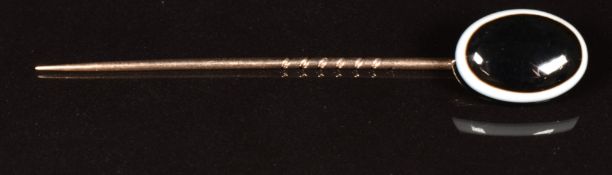 Victorian rose gold stick pin set with a banded agate cabochon