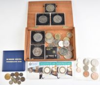 A collection of UK coinage, silver threepence, Victoria onwards, collectable £2 coins, 50p coins, '