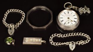 Two silver curb link bracelets, silver ingot, silver bangle, four leaf clover pendant and silver