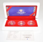 Windsor Mint miniature gold coin set comprising three coins, each 0.5g, representing 'left facing