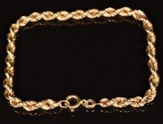A 9ct gold rope twist bracelet, length 20cm, 4.8g