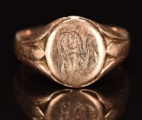 A 9ct rose gold signet ring, 5.0g, size R
