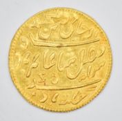 Indian gold half mohur coin (Shah Amam II, British Bengal Presidency) 1765-1947, 4.4g